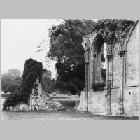 Interior view, eastern most bays of south west choir aisle, looking south east, Foto F. H. Crossl.jpg